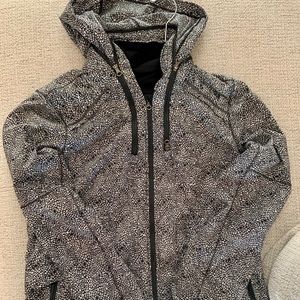 Lulu rain jacket